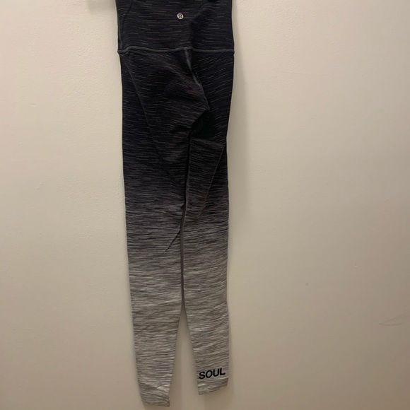 Lulu lemon x soul cycle leggings - Picture 6 of 7